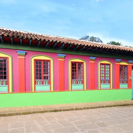 Casona 1865 Hotel Ráquira Eksteriør billede
