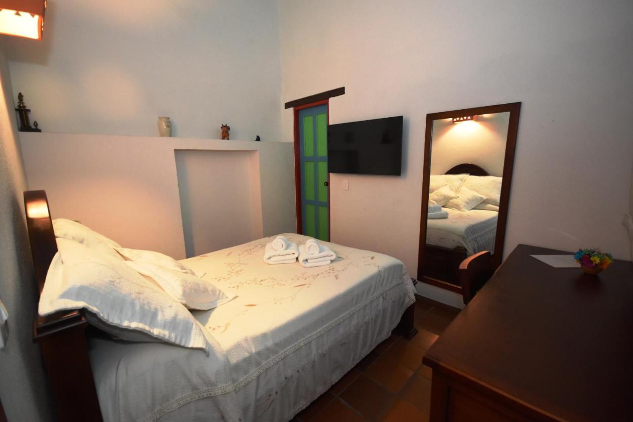 Casona 1865 Hotel Ráquira Eksteriør billede